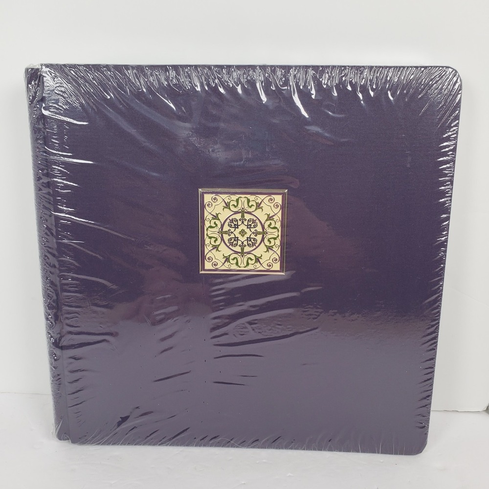 Creative Memories 12x12 Purple Plum Kaleidoscope Medallion Scrapbook Album